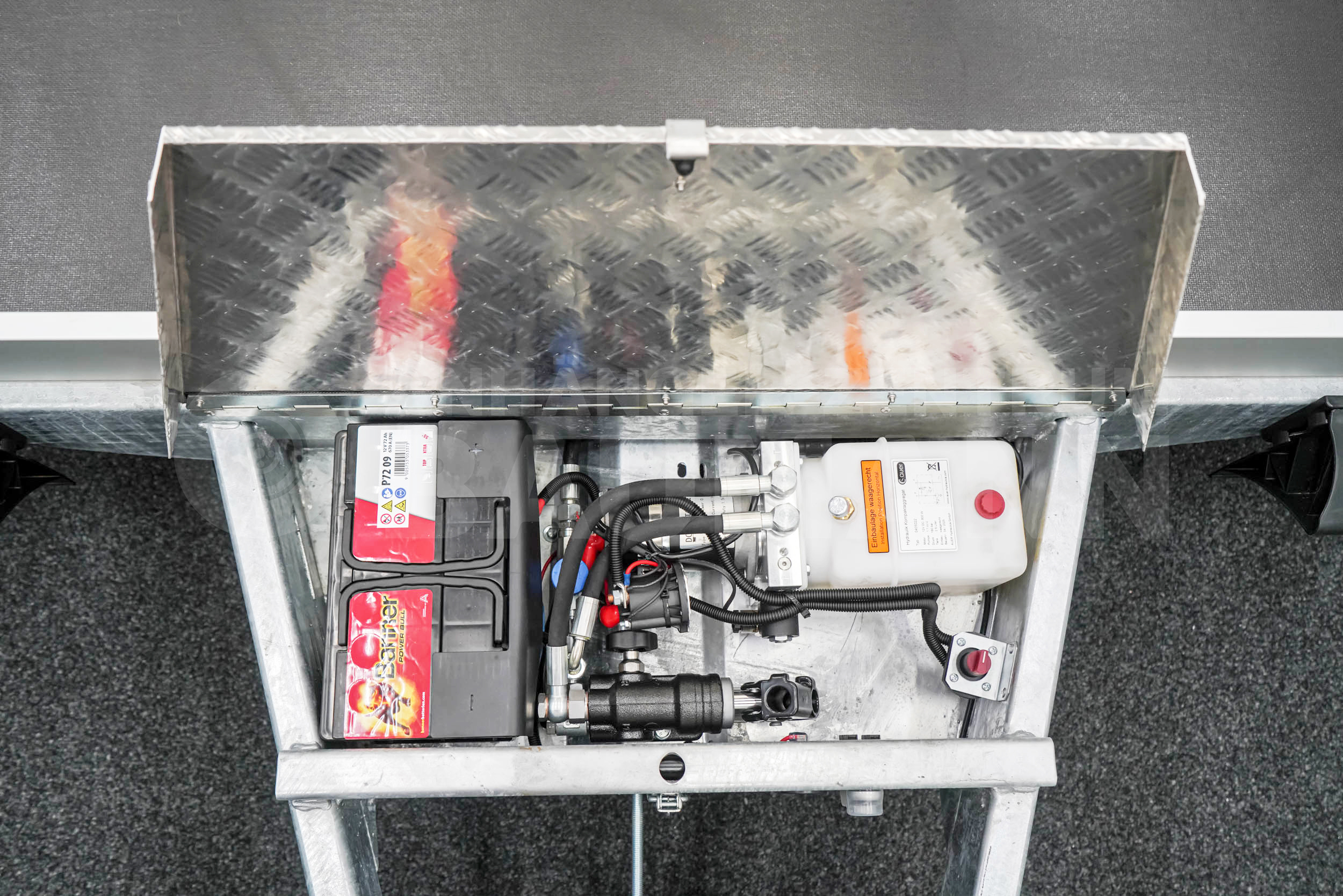 VEZEKO HUSKY CAR FB 35.39 | E-PUMPE | RAMPE