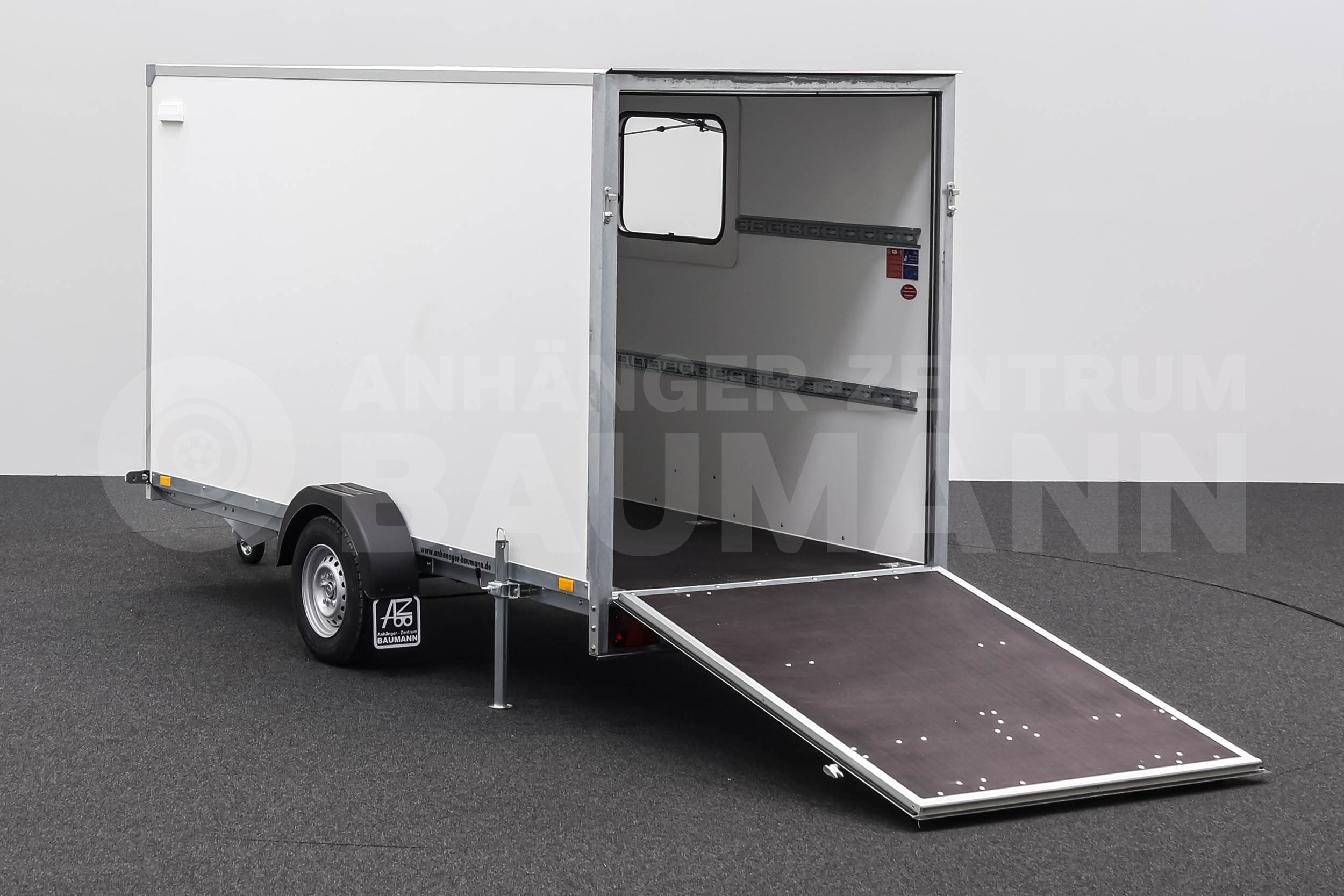 BLYSS F1336HD | RAMPE | SEITENTÜR