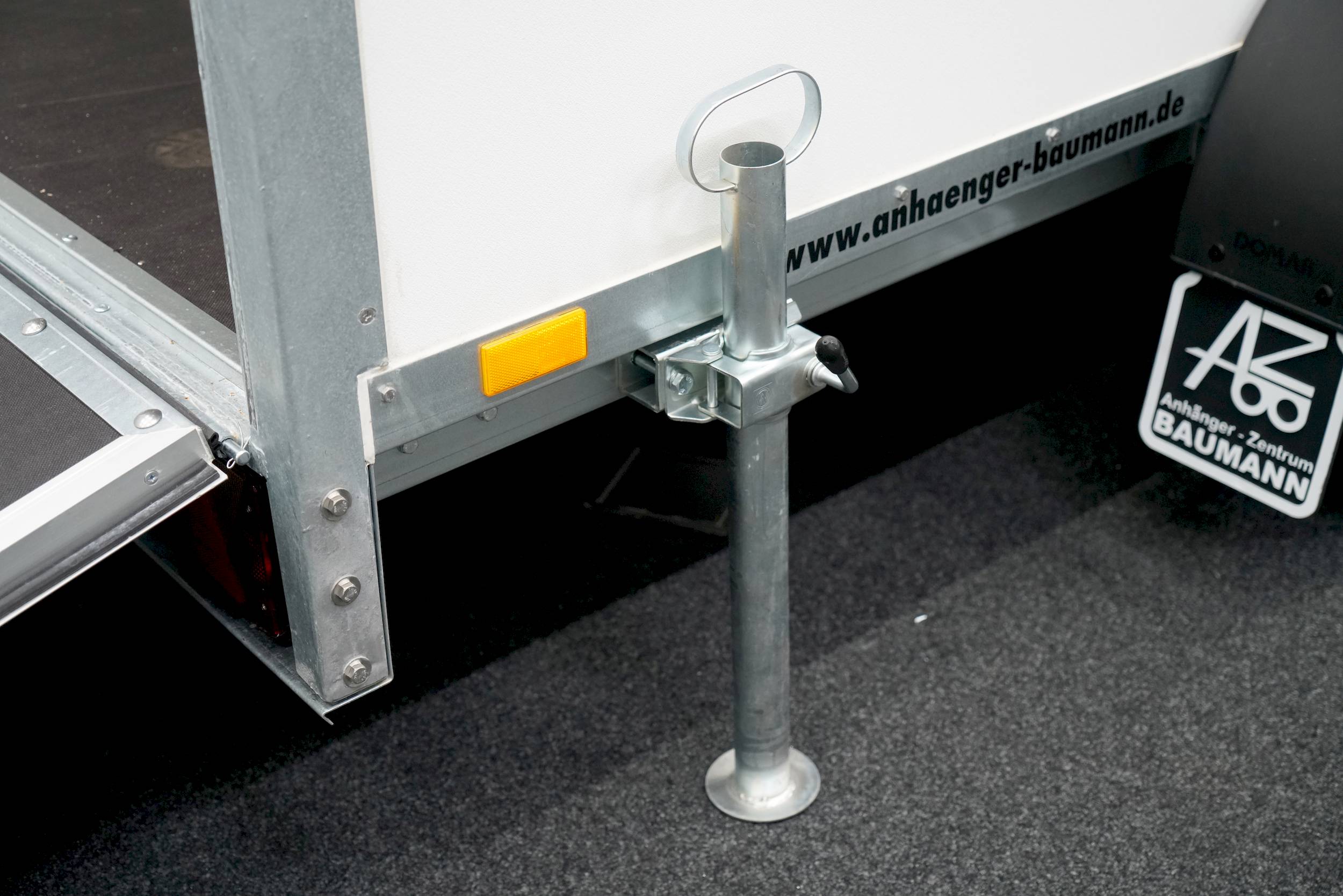 BLYSS F1330HD | RAMPE | SEITENTÜR