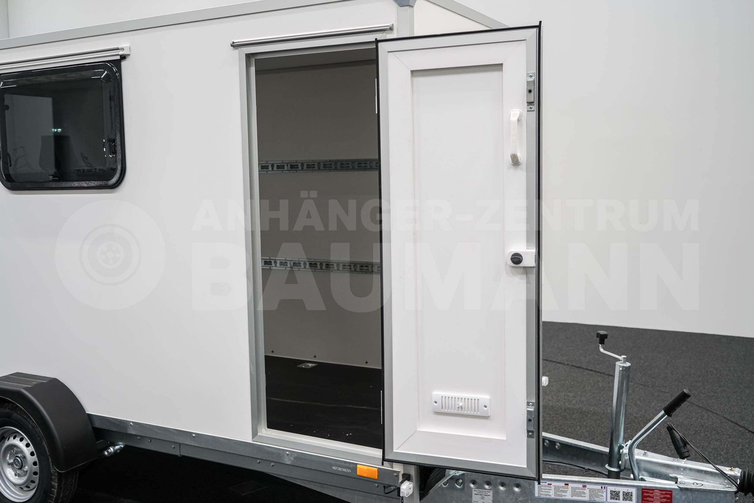 BLYSS F1336HD | RAMPE | SEITENTÜR