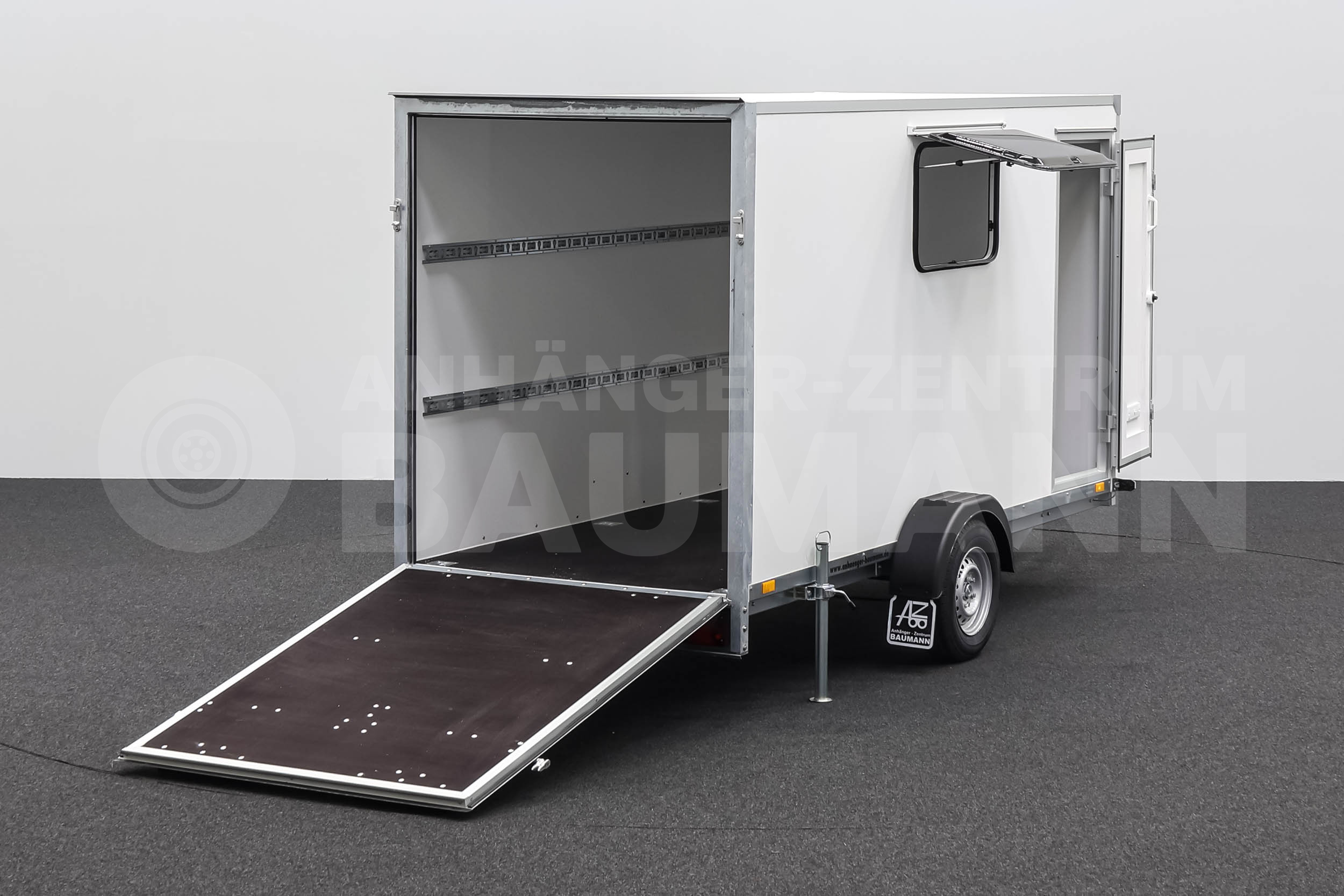 BLYSS F1336HD | RAMPE | SEITENTÜR