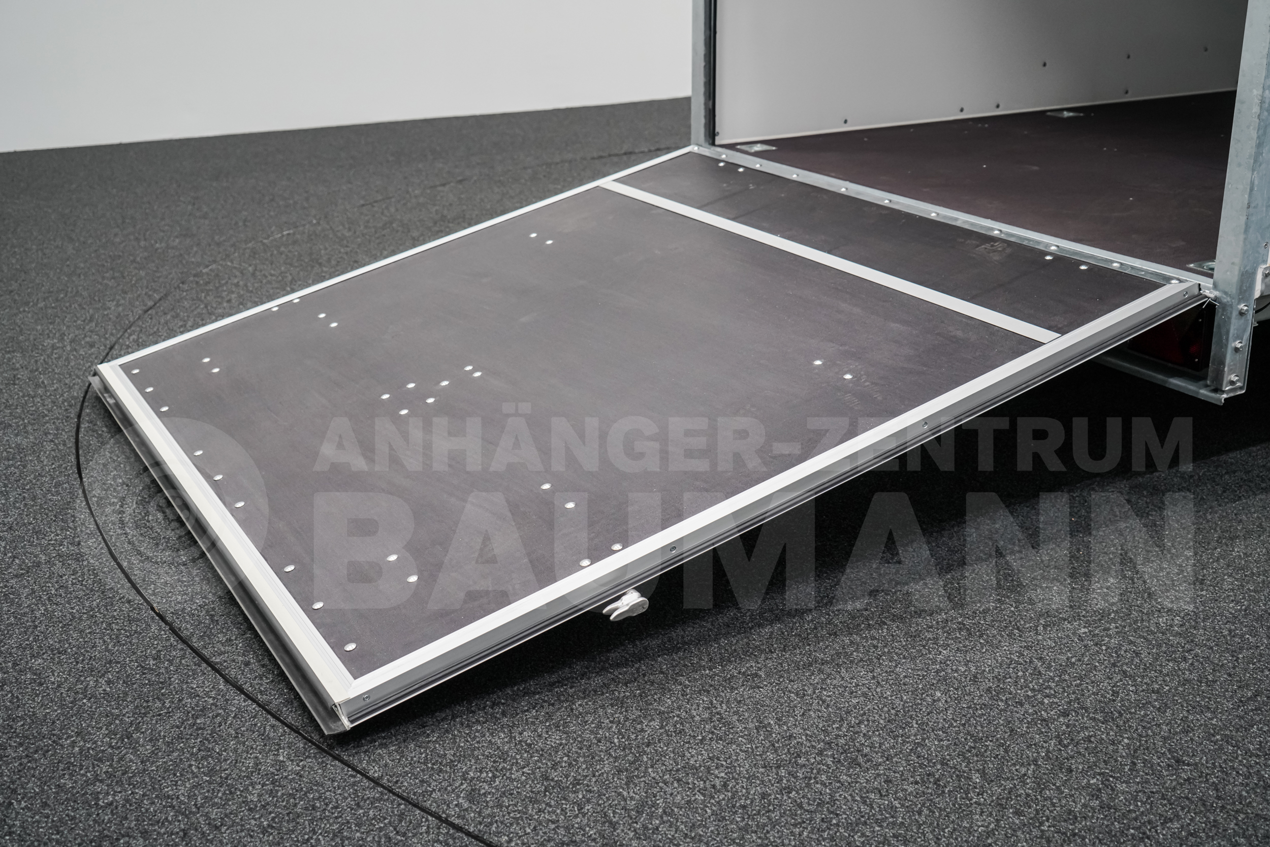 BLYSS F2741HT SANDWICH | RAMPE | SEITENTÜR