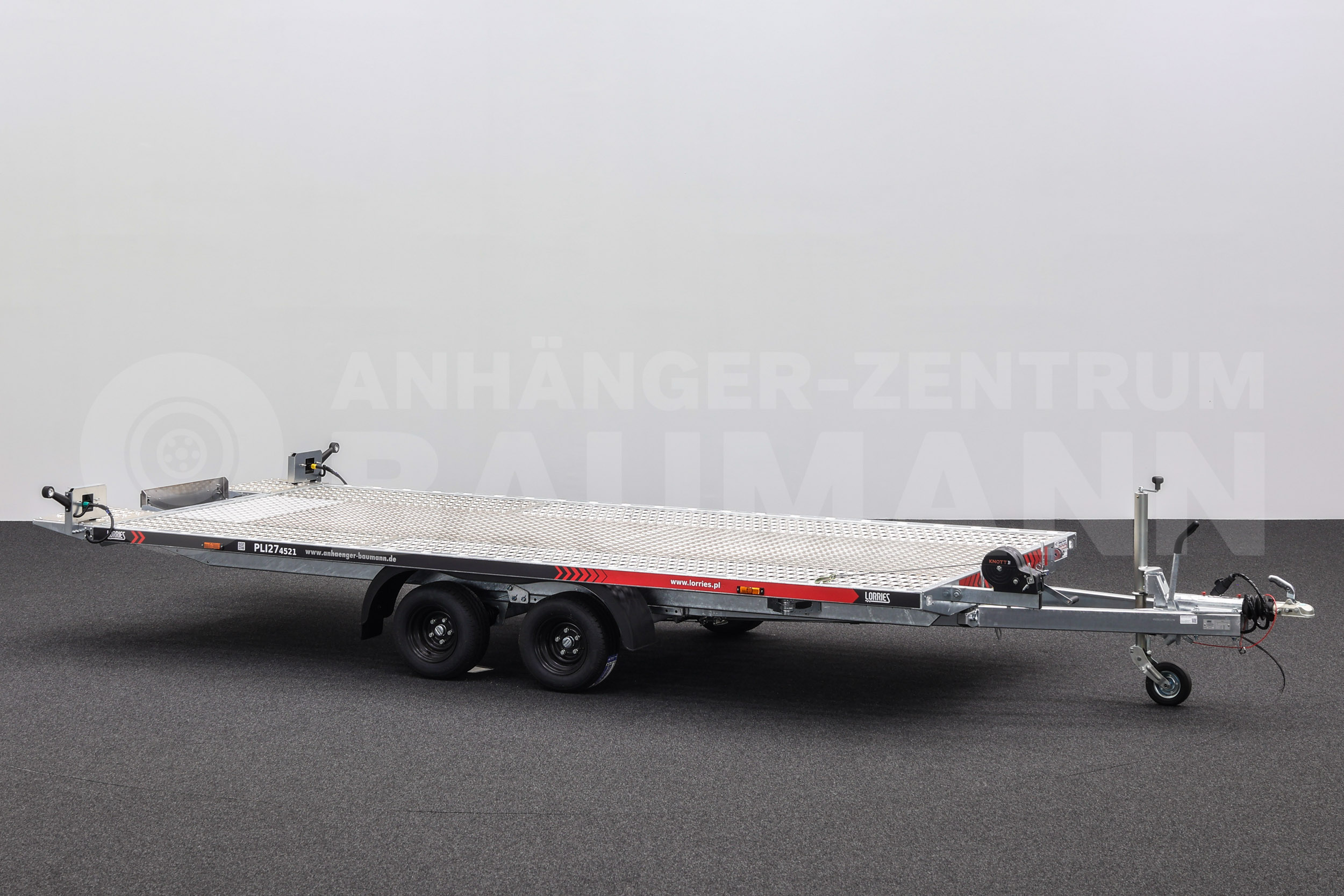 LORRIES PLI27-4521 I ALUBODEN MITTIG