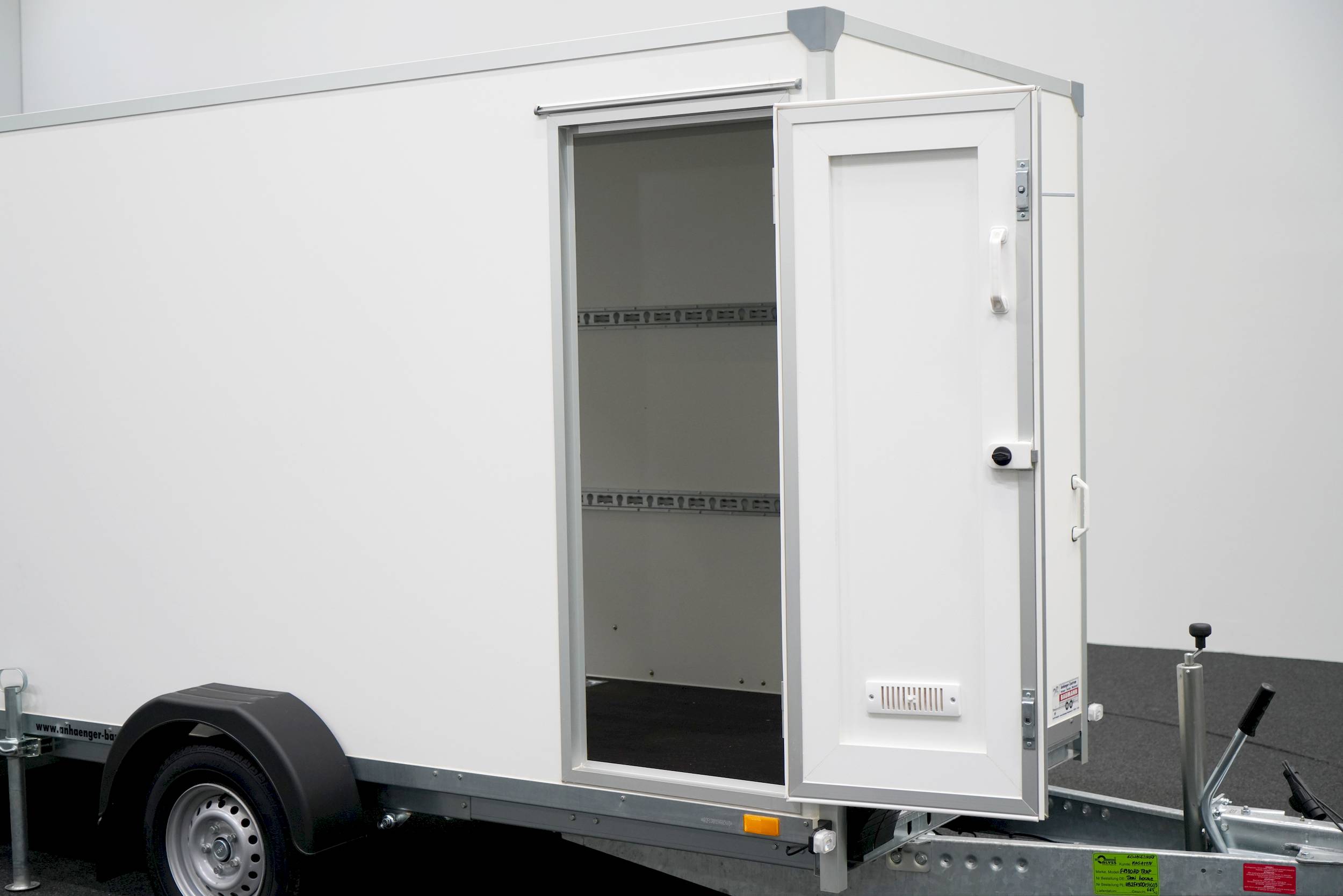 BLYSS F1330HD | RAMPE | SEITENTÜR