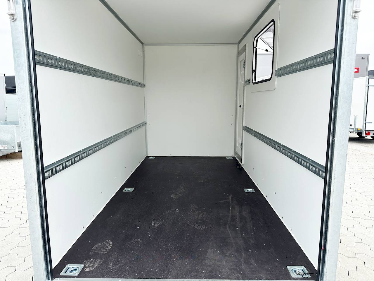 BLYSS F2030HTD | RAMPE | SEITENTÜR