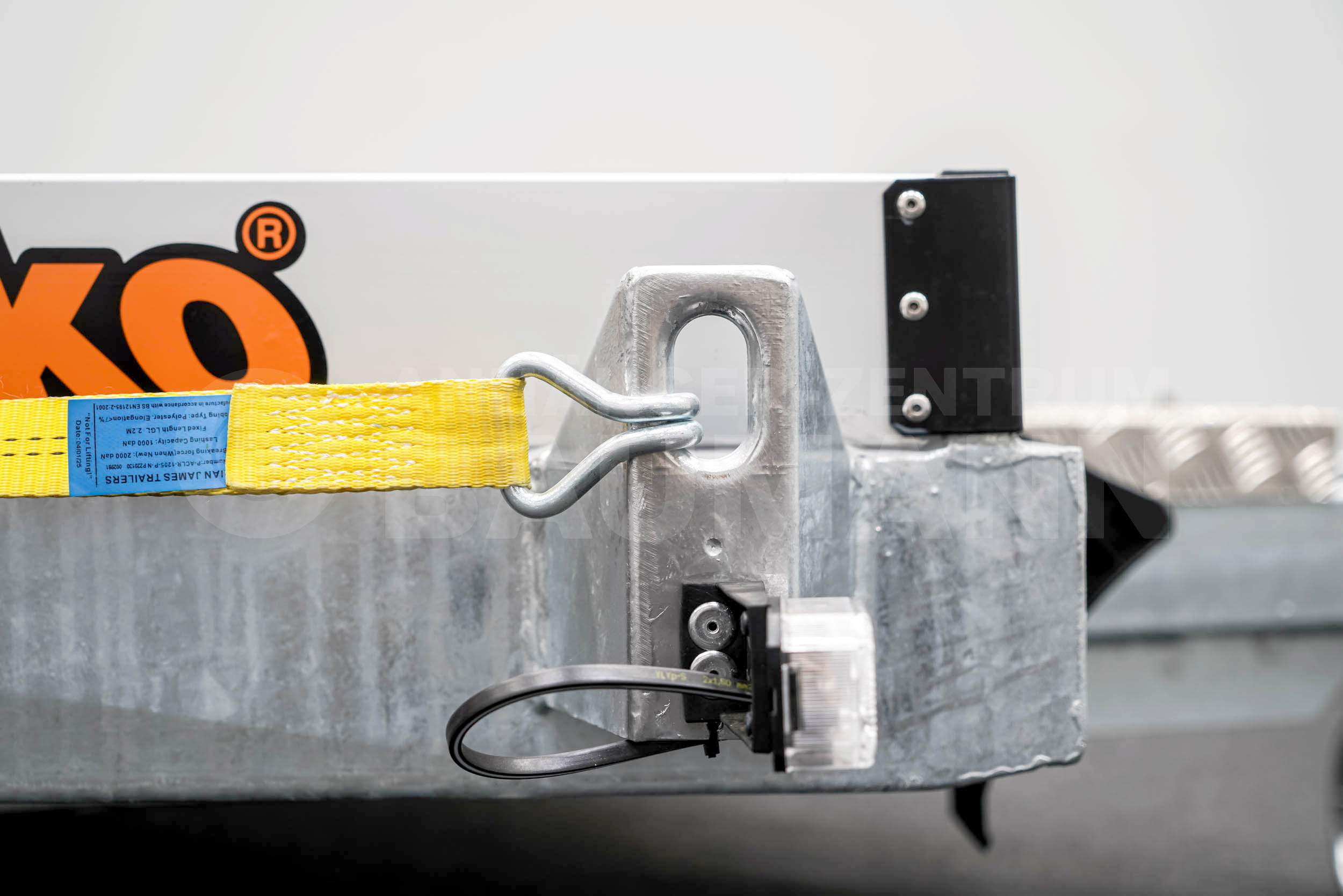 VEZEKO HUSKY CAR FB 35.39 | E-PUMPE | RAMPE