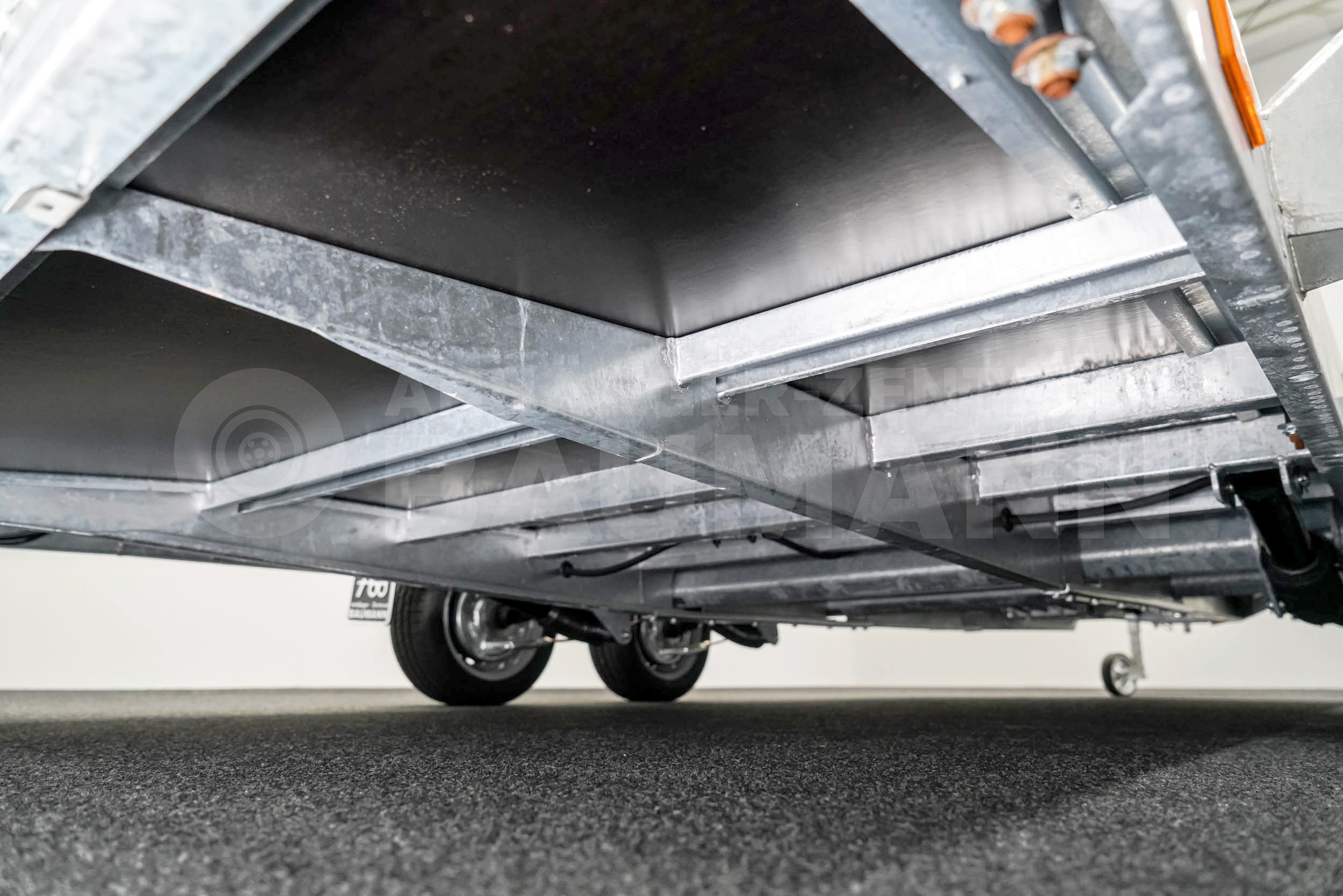 VEZEKO HUSKY CAR FB 35.39 | E-PUMPE | RAMPE