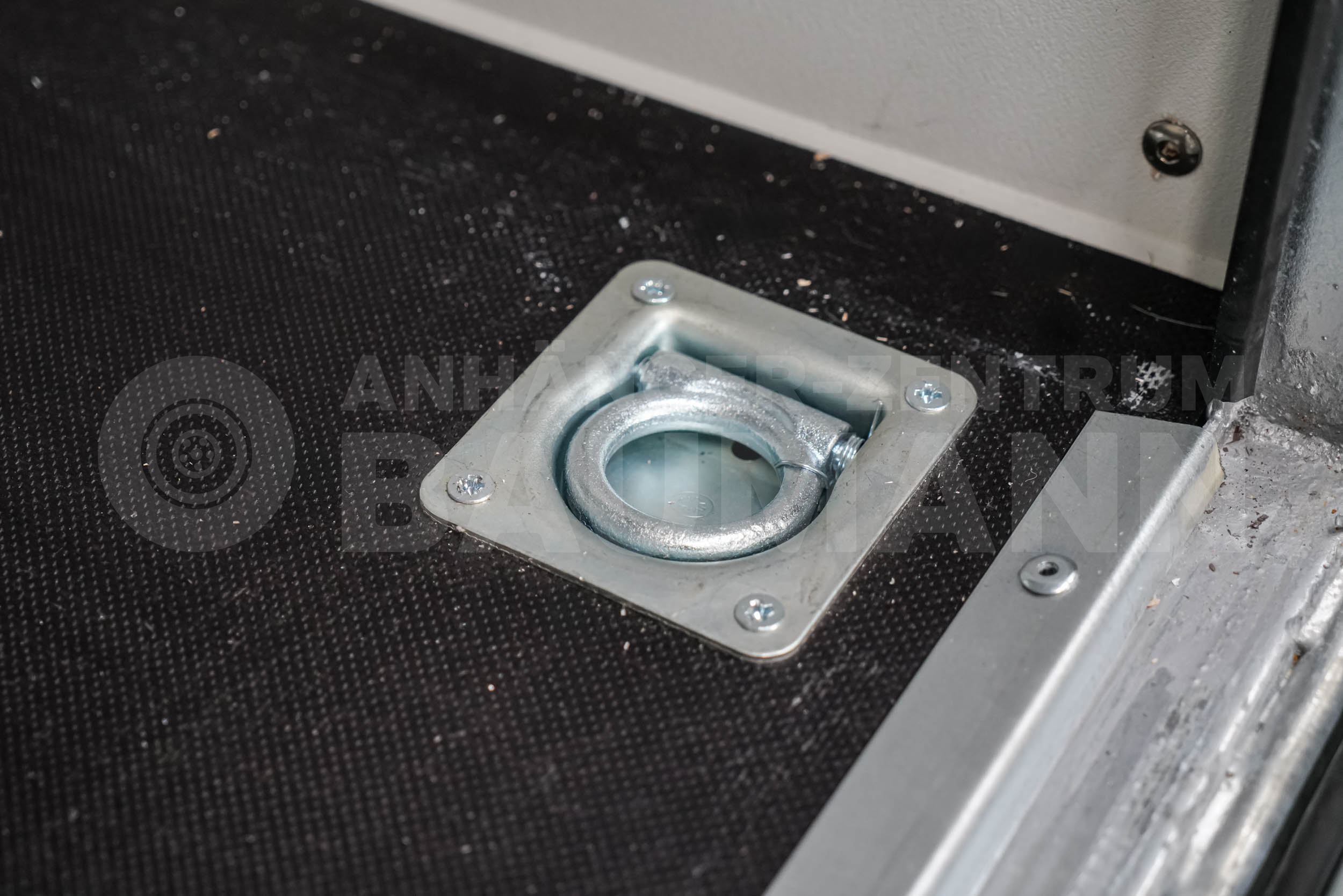 BLYSS F1336HD | RAMPE | SEITENTÜR