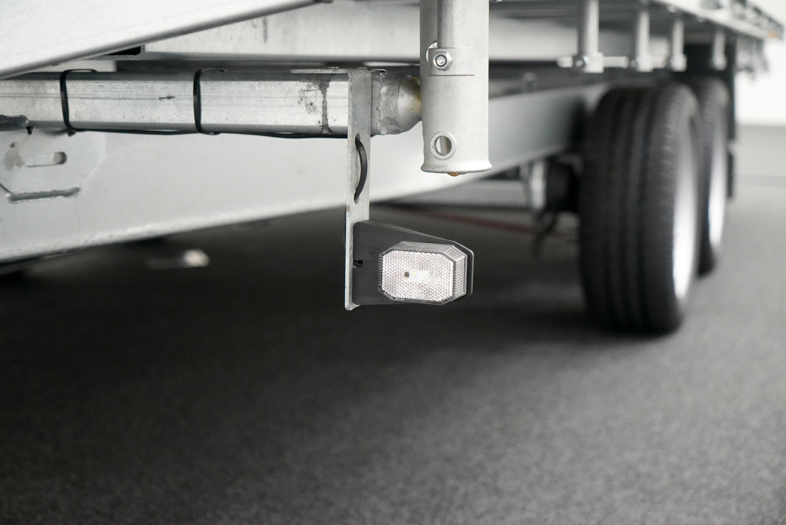 UNSINN UDK 4220-35-13