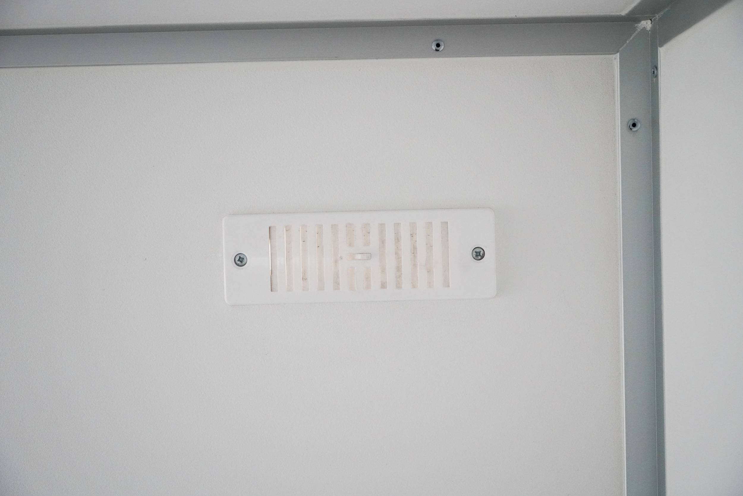 BLYSS F1330HD | RAMPE | SEITENTÜR