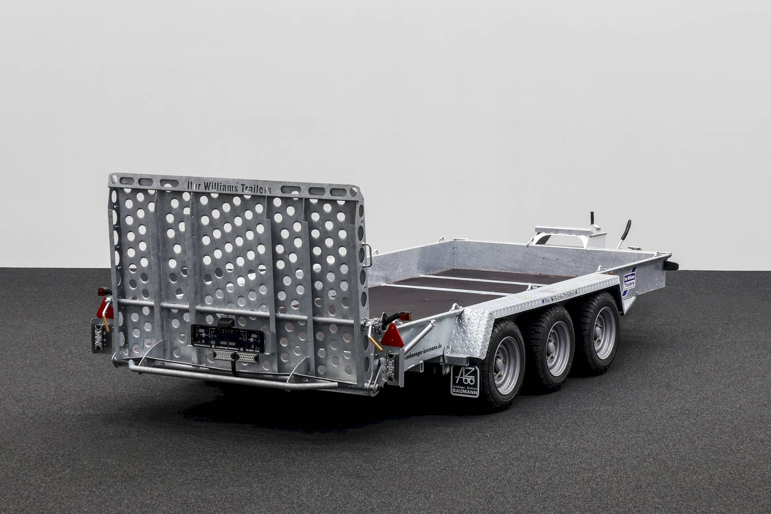 IFOR WILLIAMS GH146 TRIDEM | RAMPE