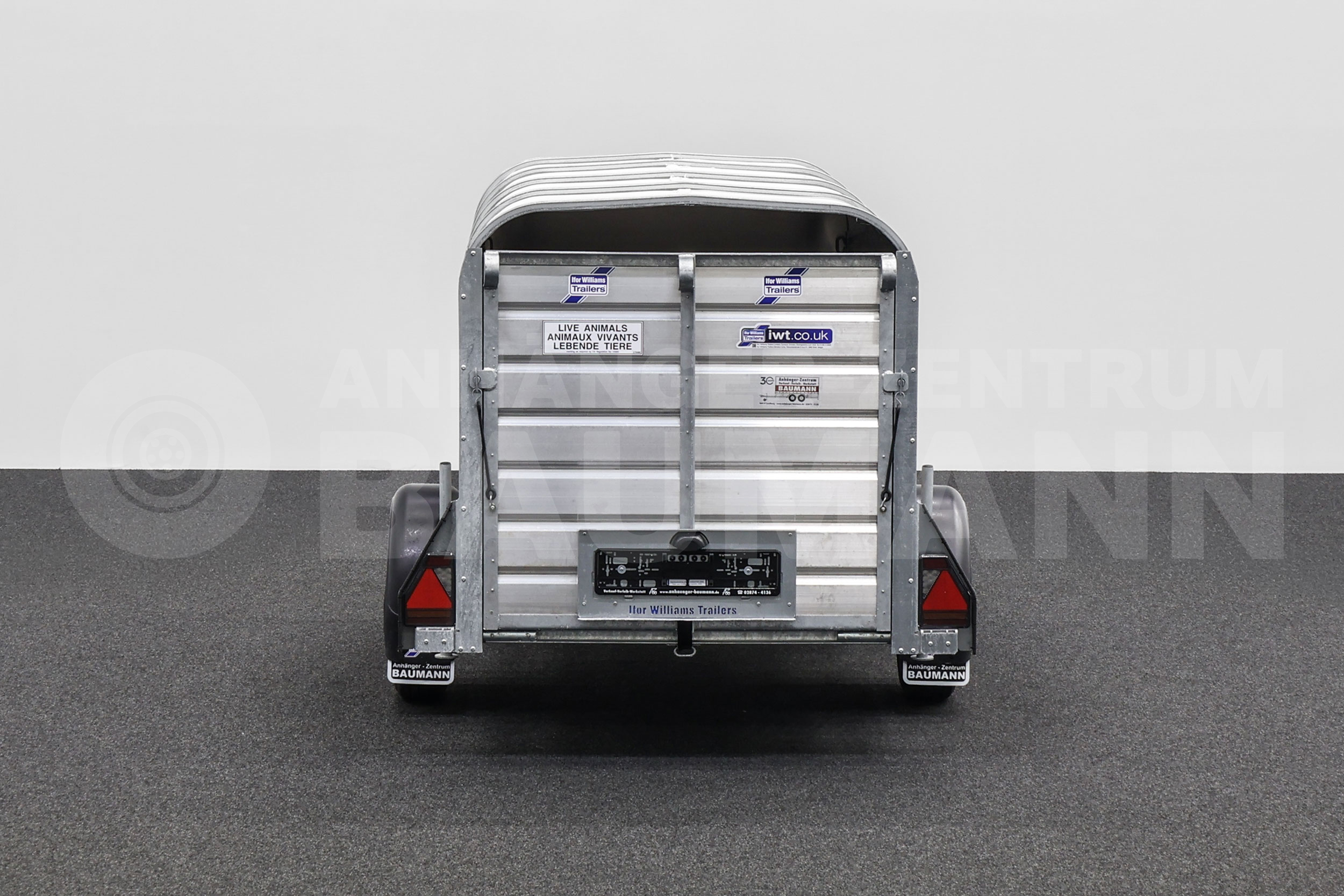 IFOR WILLIAMS P8G | 8x4 | 1400KG | STÜTZEN