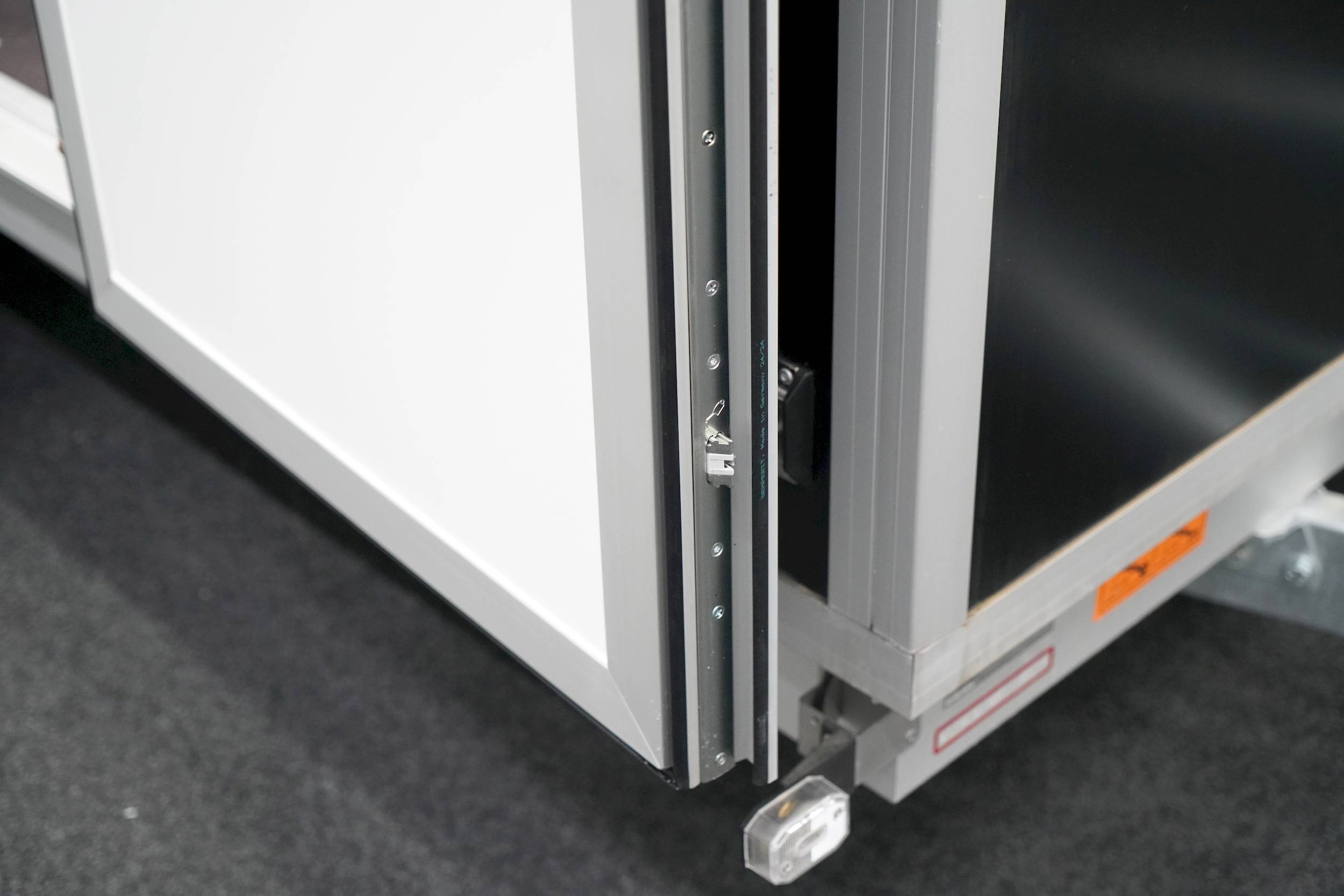 VEZEKO TK C 15.35 | BLACK  | SEITENTÜR