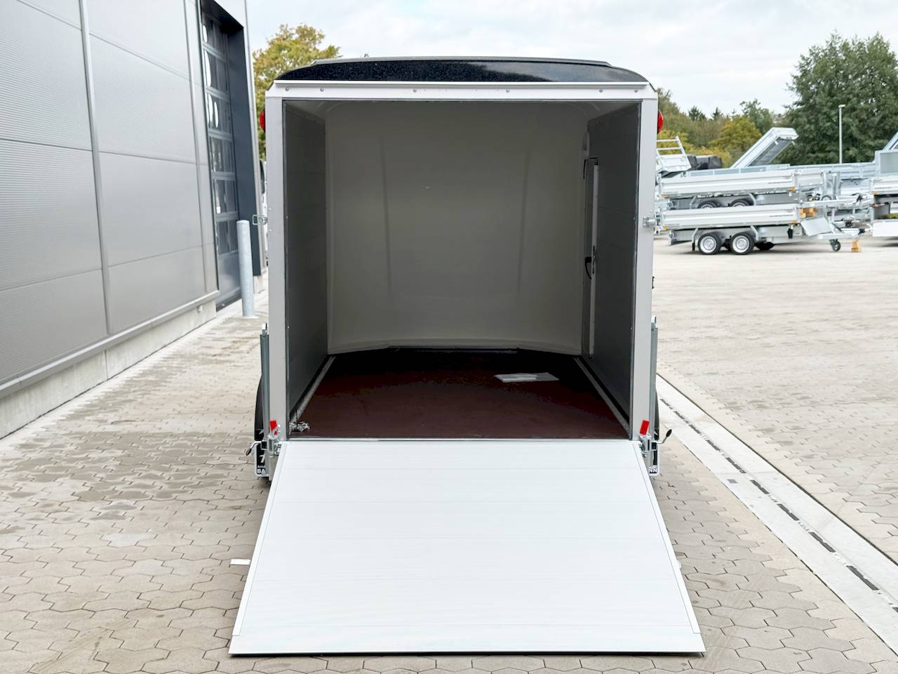 HUMBAUR HKPA 153217 | HECKRAMPENKOMBI | SEITENTÜR