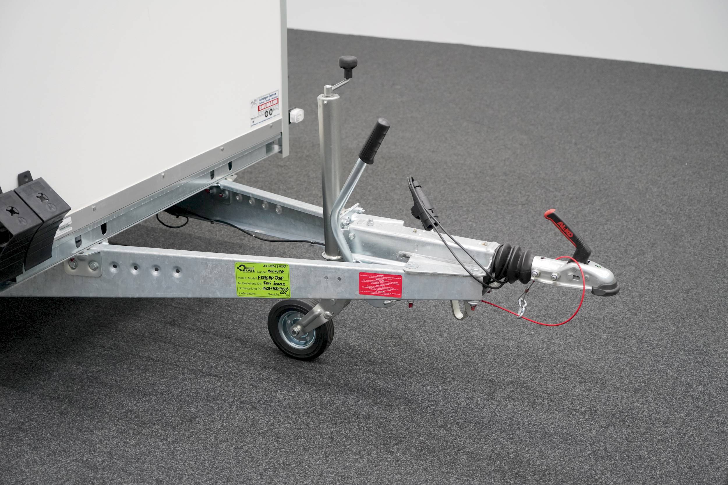 BLYSS F1330HD | RAMPE | SEITENTÜR