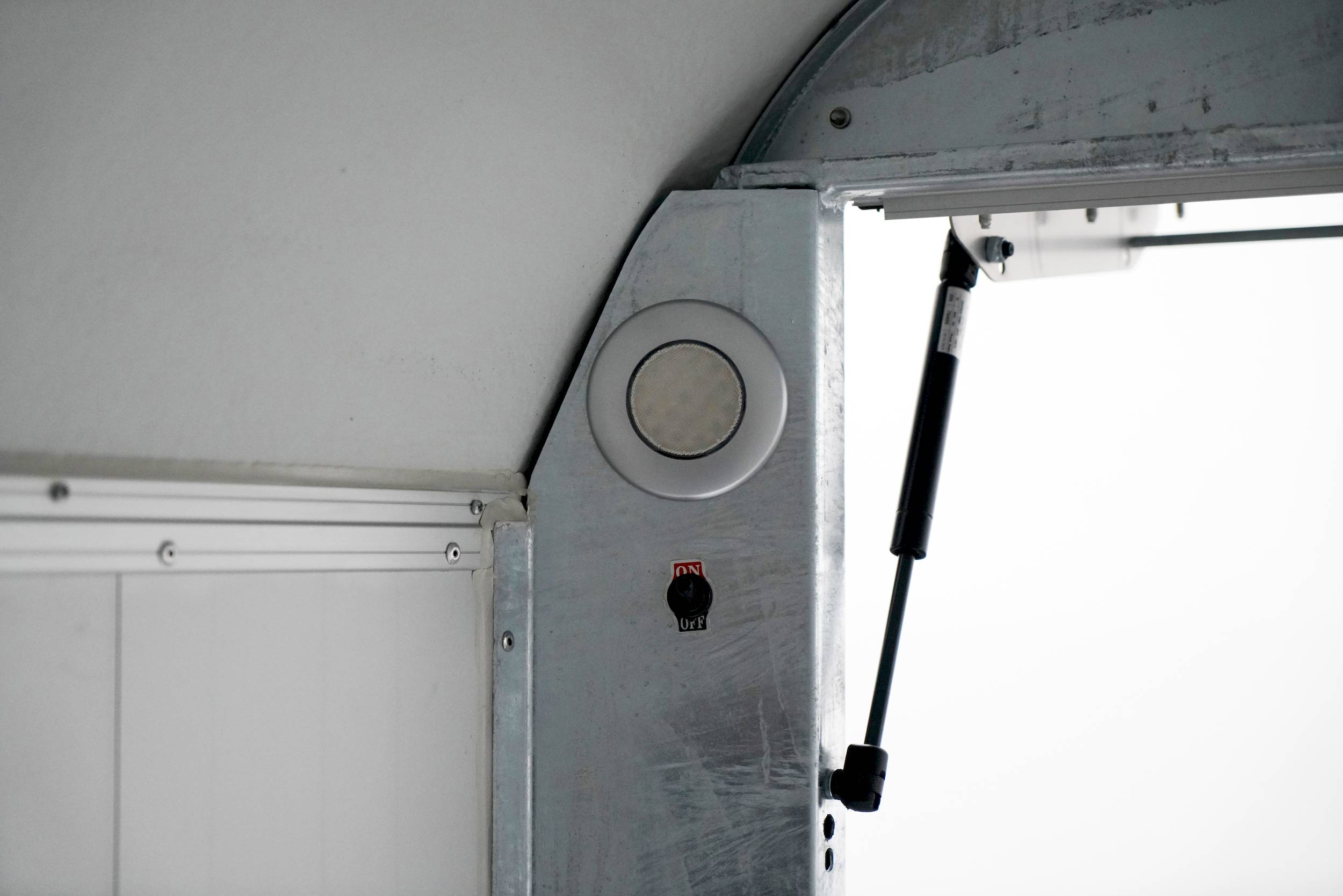 CHEVAL LIBERTE DEBON C800 ALU ROADSTER